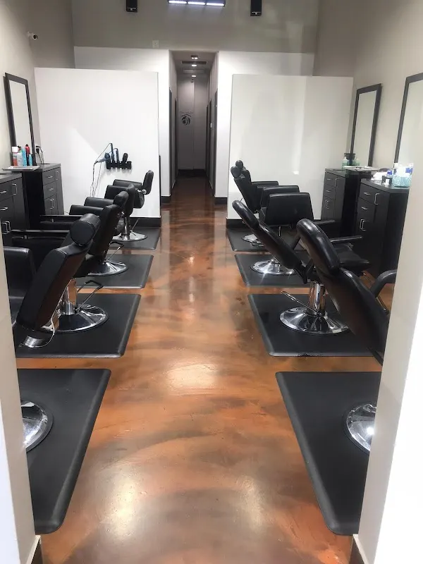 Desire Salon - Eyebrow Threading McKinney — Beauty salon in McKinney